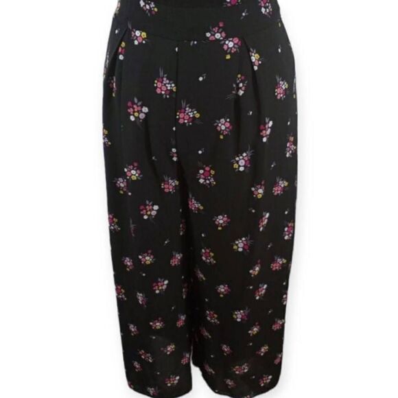 JOLIE VIE BLACK FLORAL COLD SHOULDER JUMPSUIT SZ.S EUC. - Picture 3 of 7